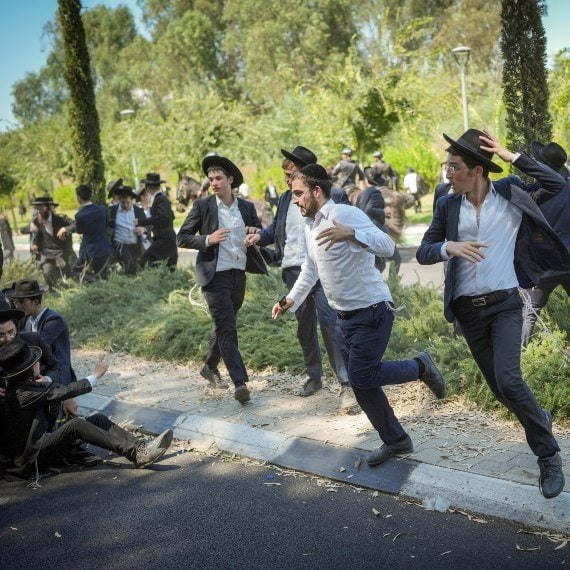 הפגנת חרדים. למצולם אין קשר לנאמר.