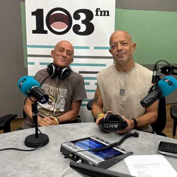 רז שכניק ואבי סינגולדה באולפן 103fm