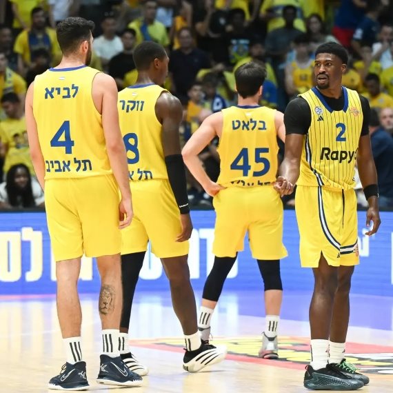 שחקני מכבי תל אביב