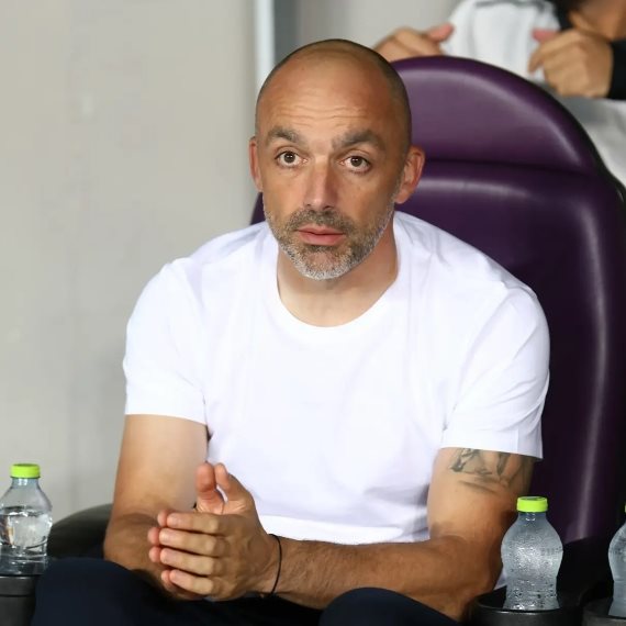 זרקו לאזטיץ'